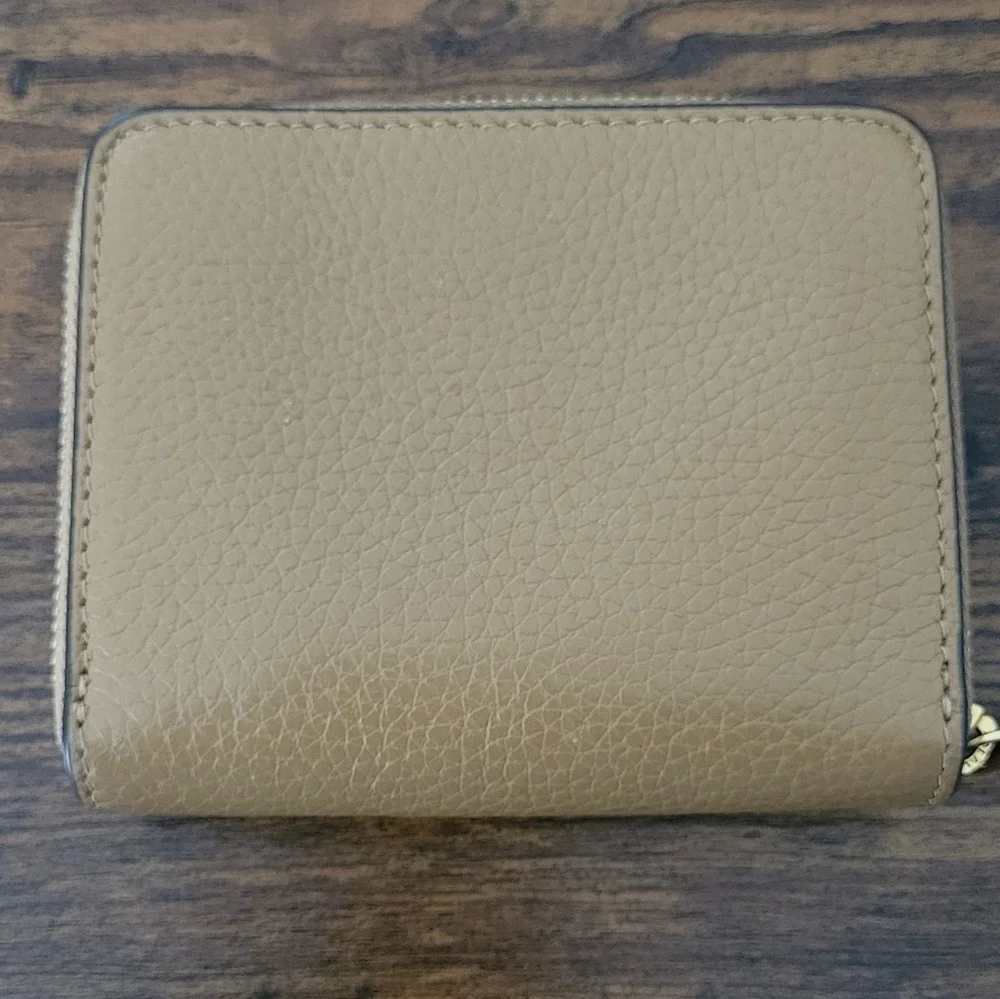 Tory Burch Bifold Britten Leather Wallet